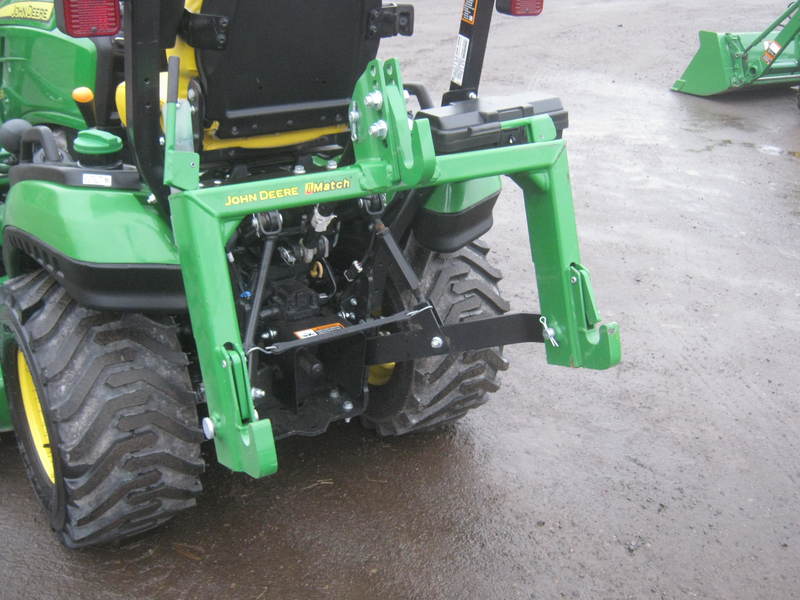 Tractors - Compact  John Deere 1025R Tractor  Photo